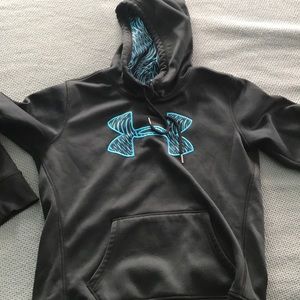 Under Armour sweatshirt